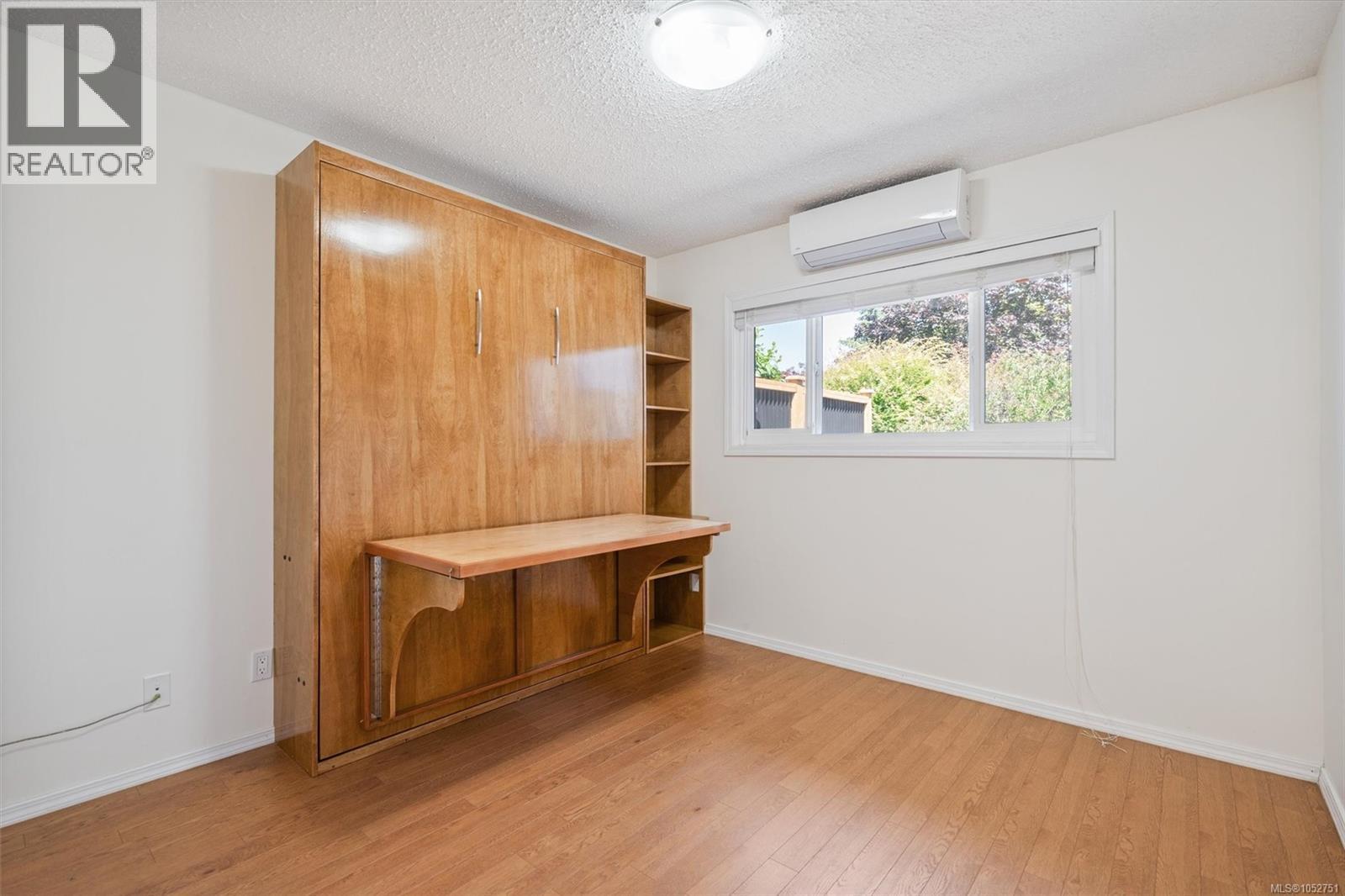 4 1184 Clarke Rd Property Photo 22