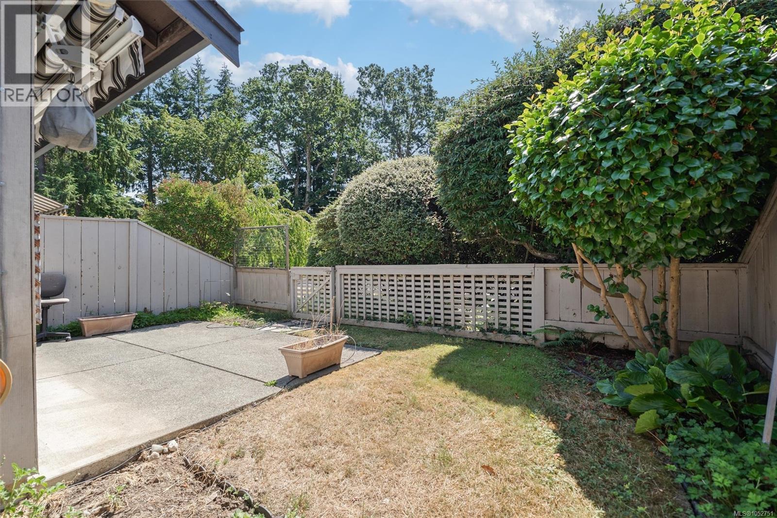 4 1184 Clarke Rd Property Photo 36