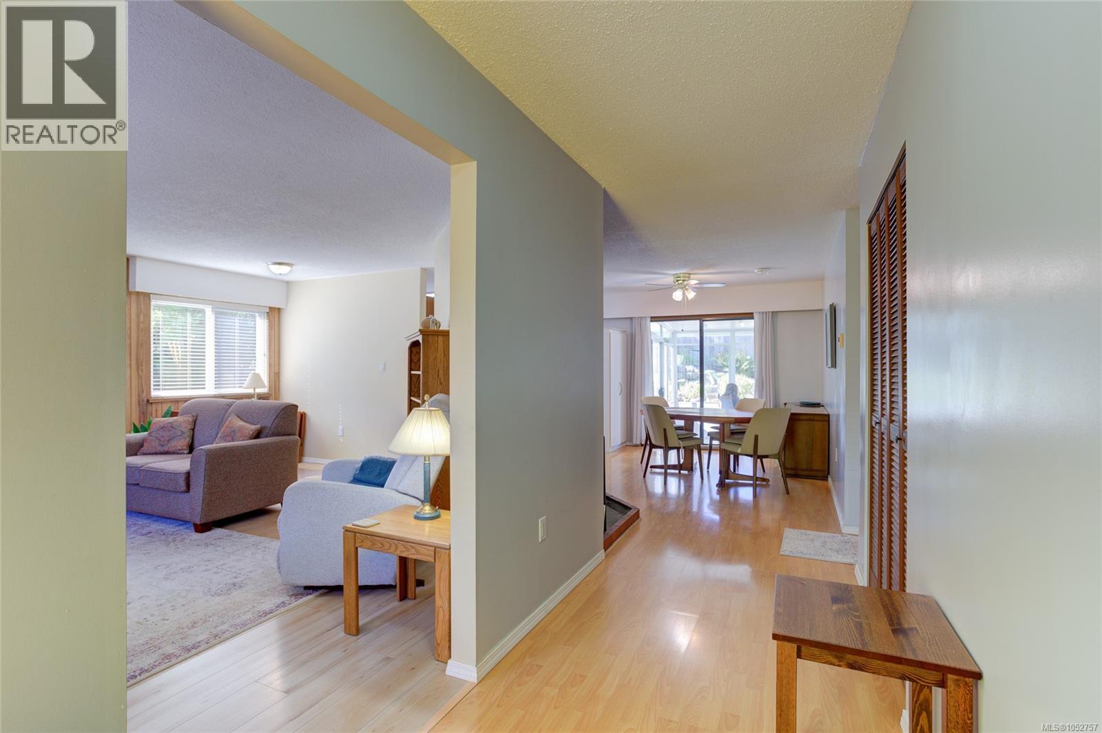 1837 Sandra Pl Property Photo 5