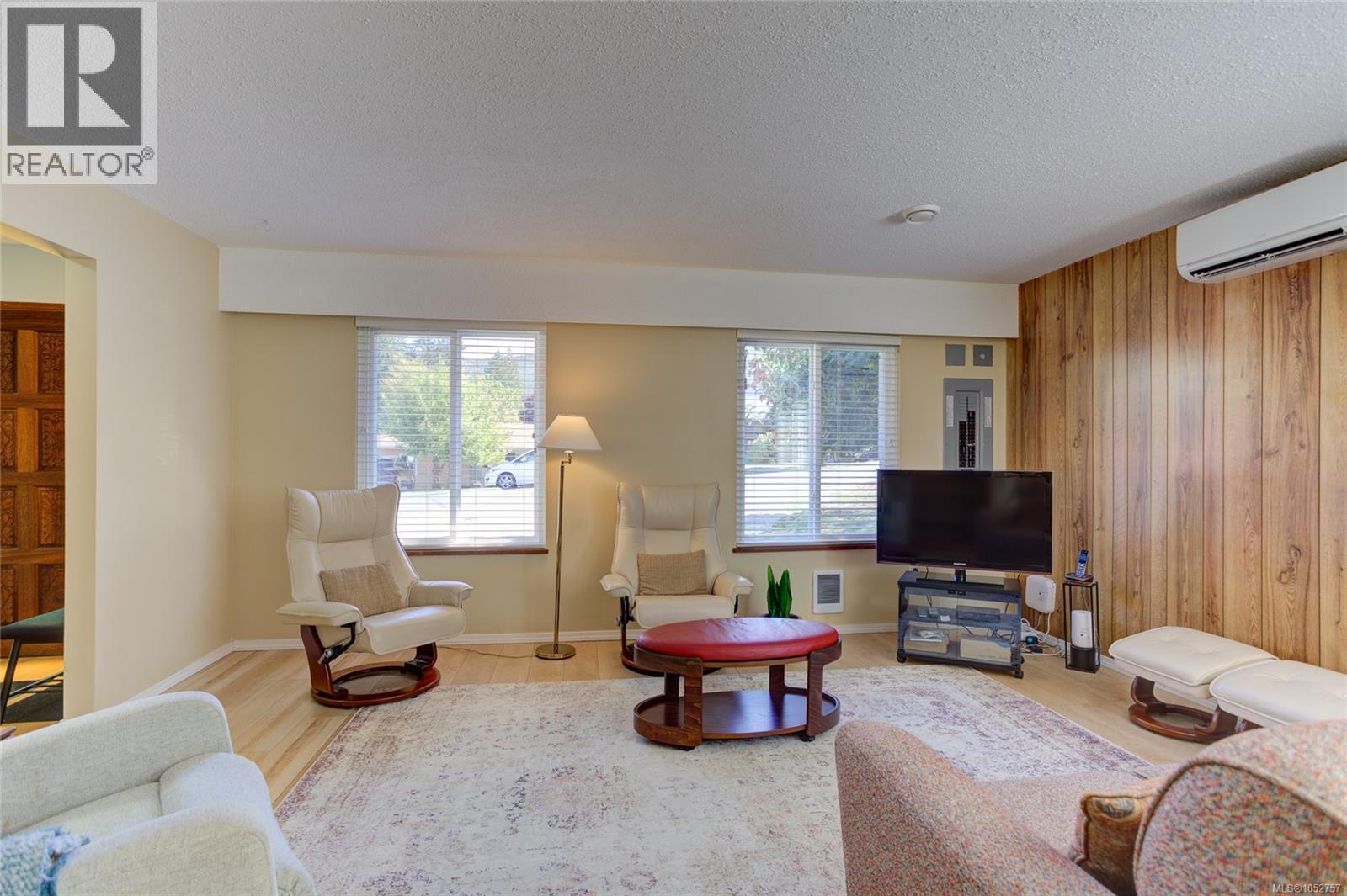 1837 Sandra Pl Property Photo 7