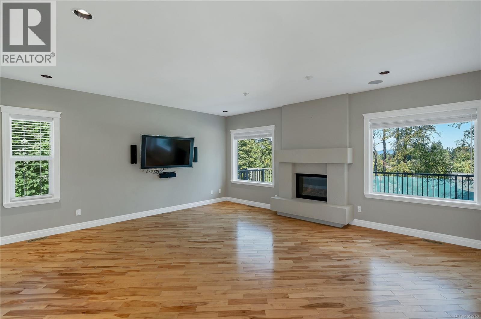 830 Pinecrest Rd Property Photo 15