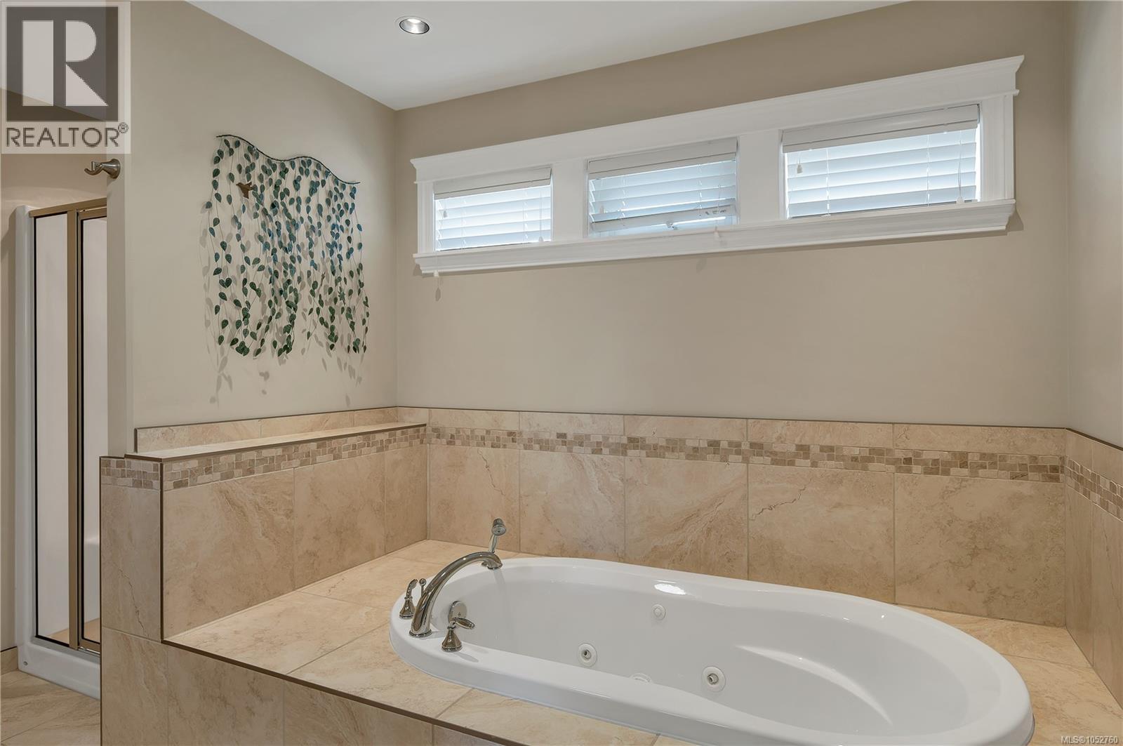 830 Pinecrest Rd Property Photo 32
