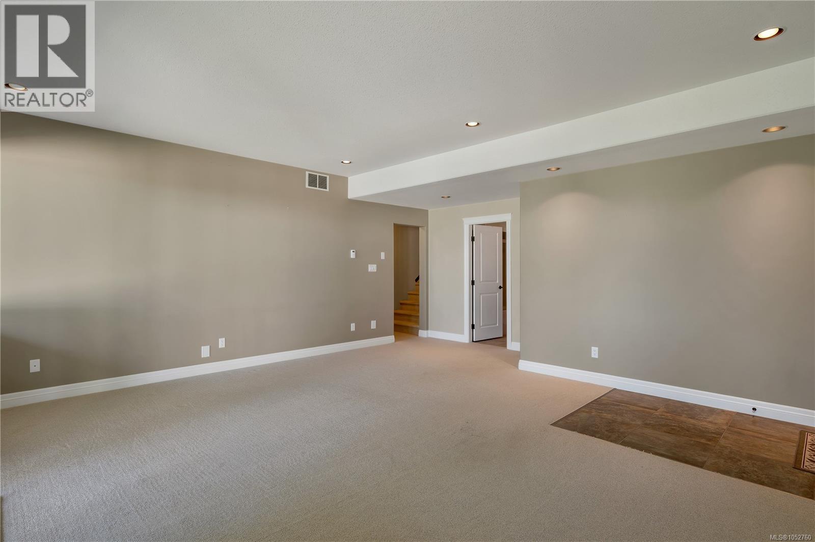 830 Pinecrest Rd Property Photo 37