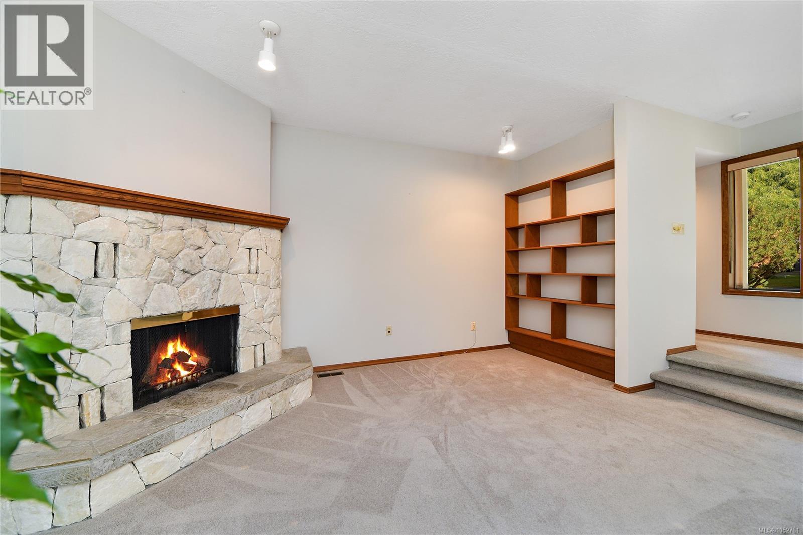 4404 Meadowood Pl Property Photo 6