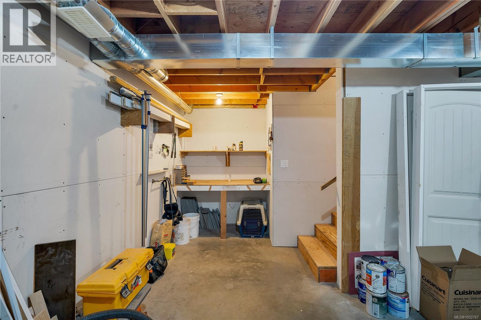 983 Alder St S Property Photo 56