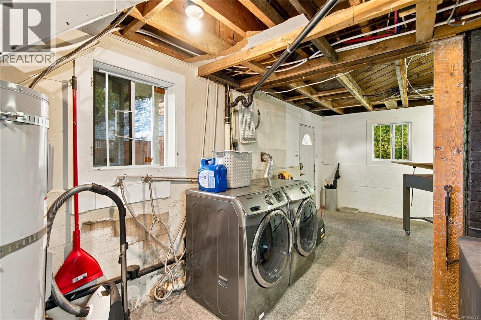 519 Duke St Property Photo 30