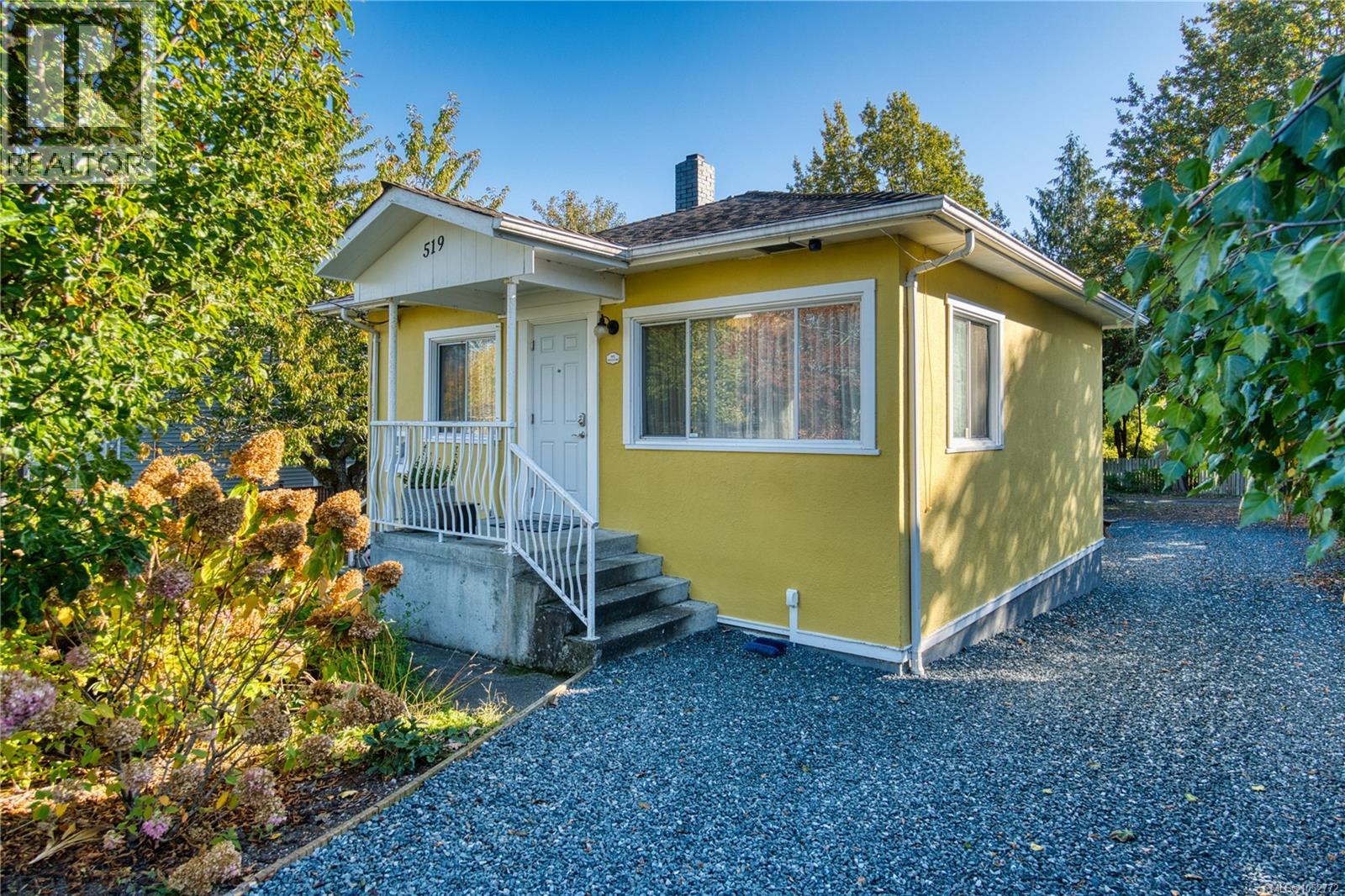 519 Duke St Property Photo 39