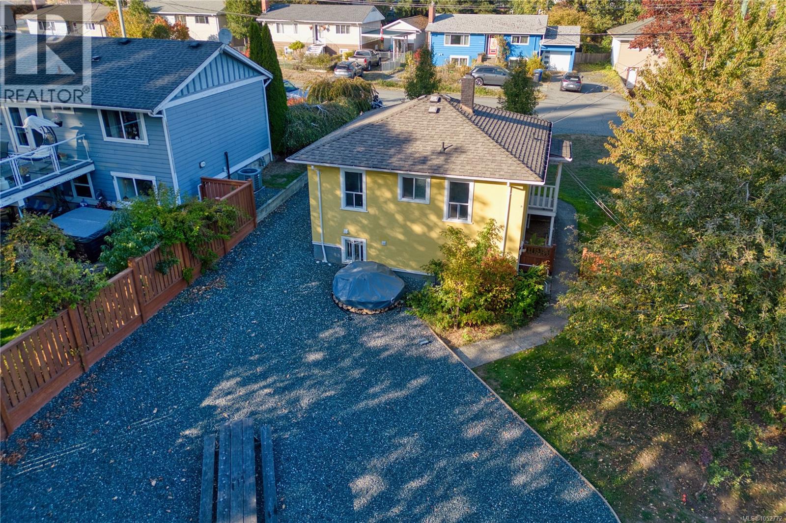 519 Duke St Property Photo 49