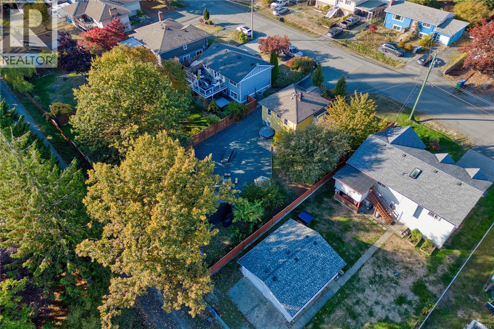 519 Duke St Property Photo 55