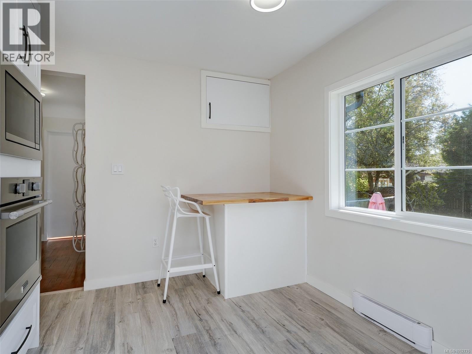 1451 Lang St Property Photo 6