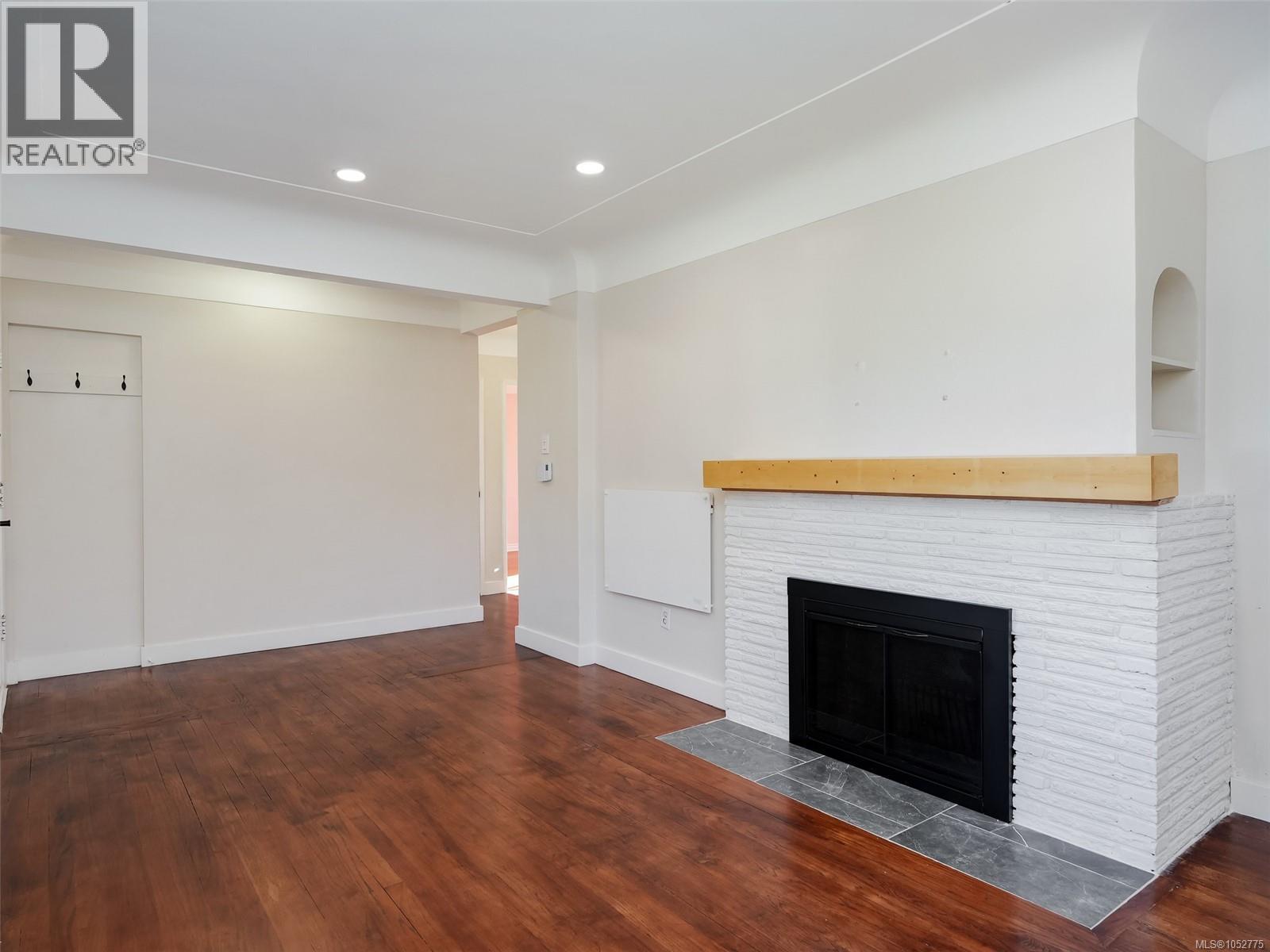 1451 Lang St Property Photo 7