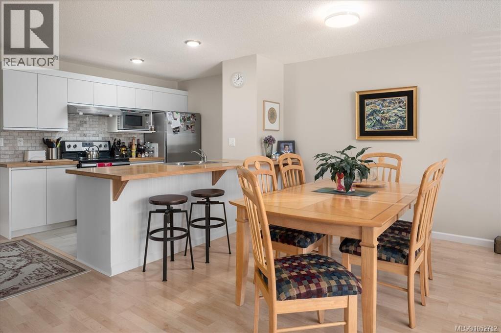 17 6245 Blueback Rd Property Photo 10