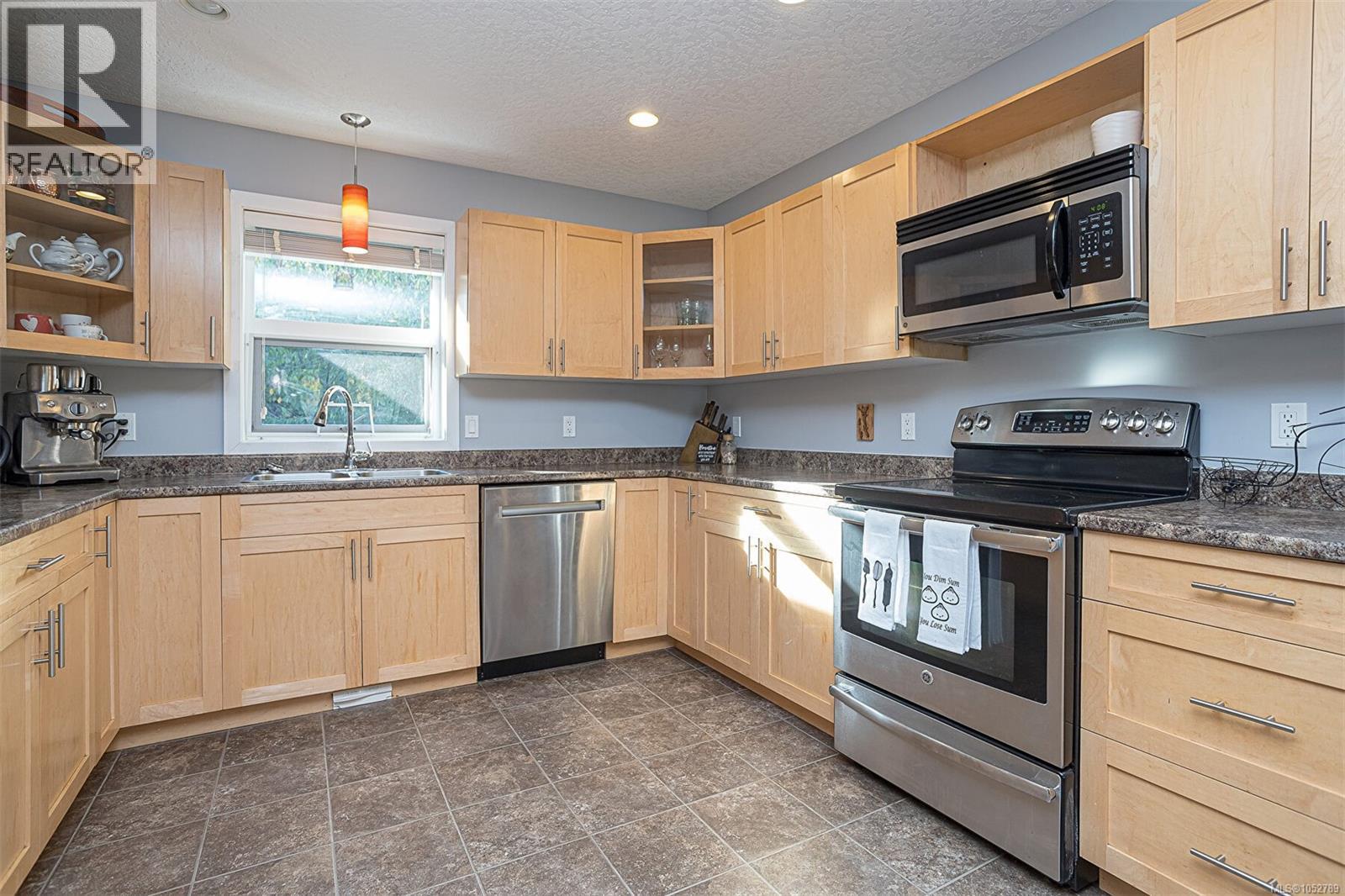 5274 Koksilah Rd Property Photo 22