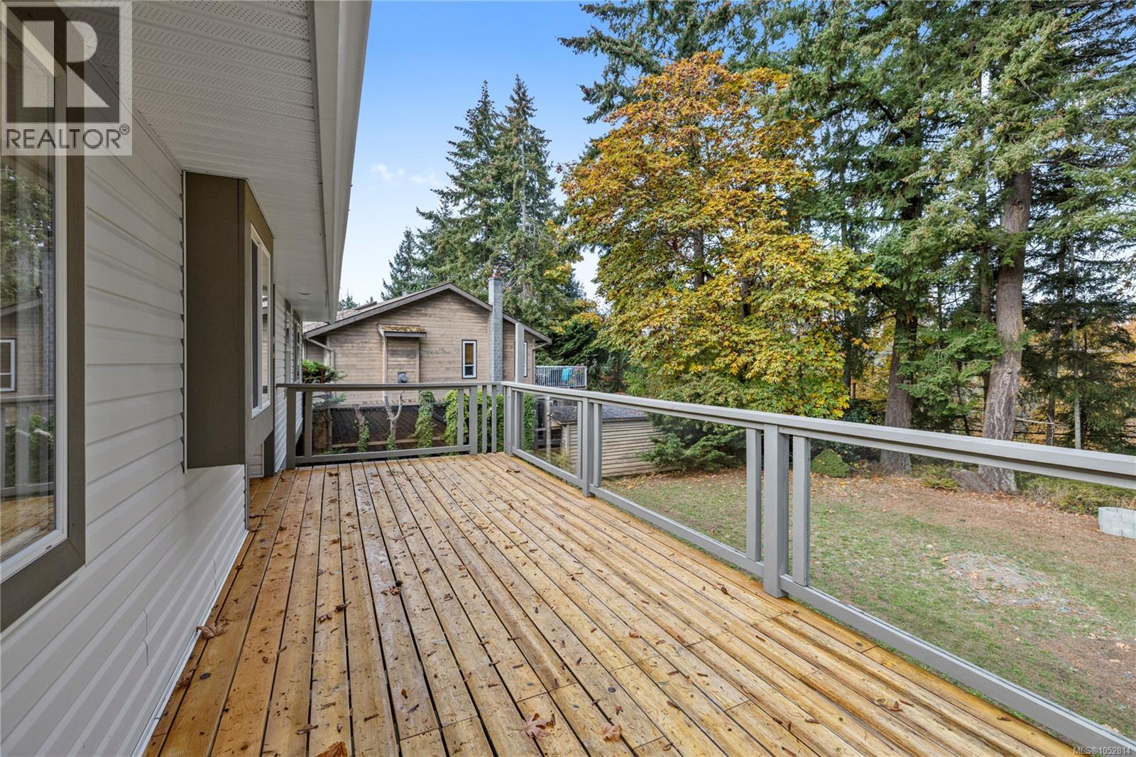 1024 Centre Cres Property Photo 39