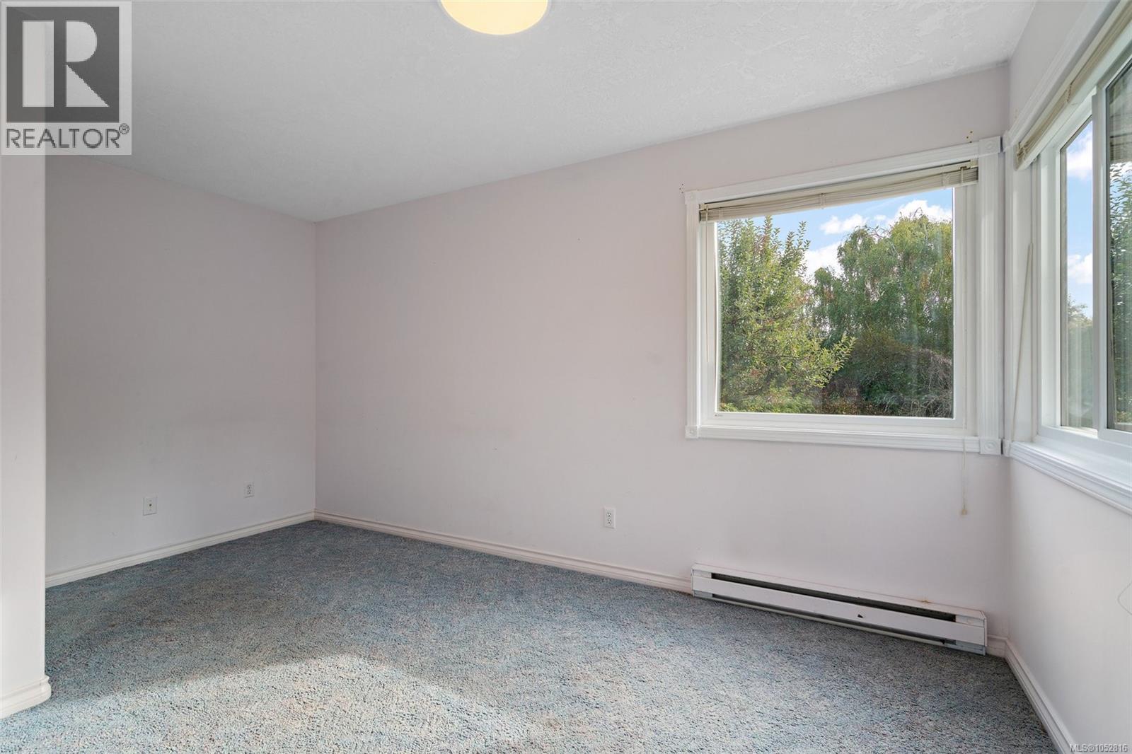 2447 Valleyview Pl Property Photo 17