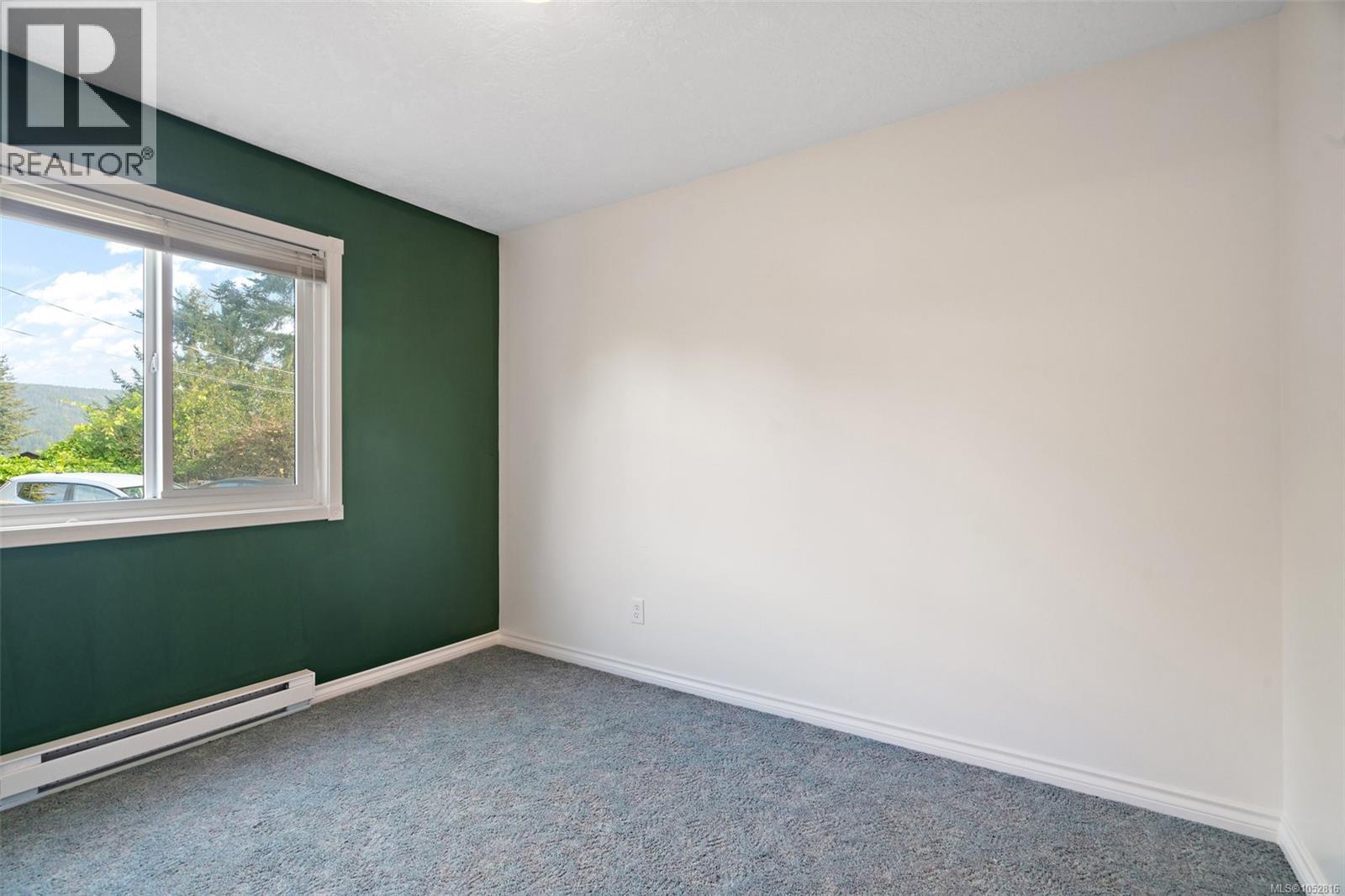 2447 Valleyview Pl Property Photo 18