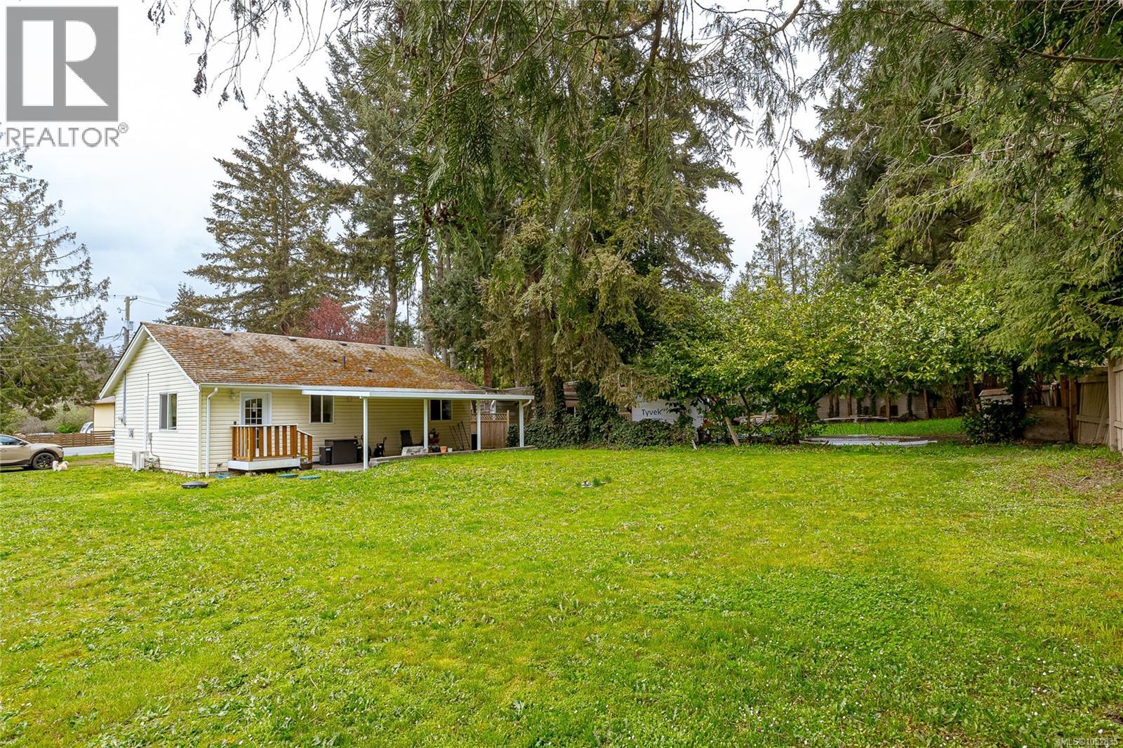 2168 Yellow Point Rd Property Photo 21