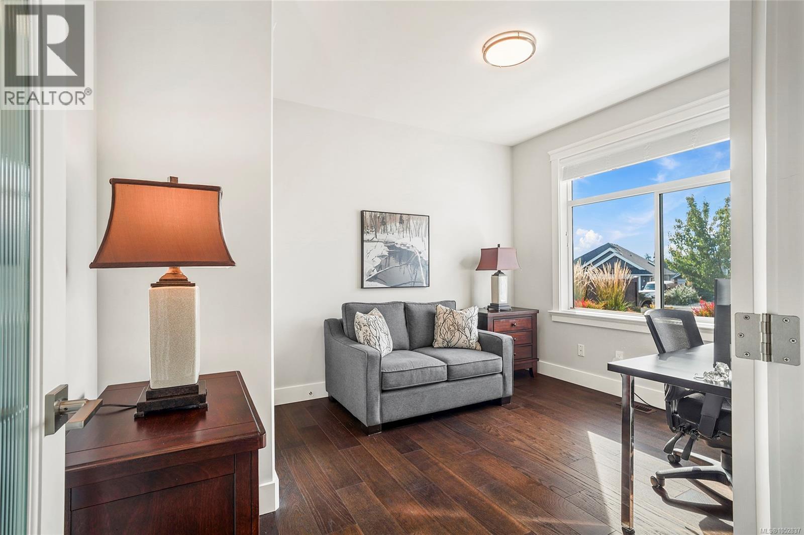 436 Ridgefield Dr Property Photo 18