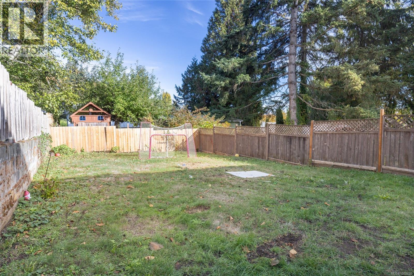 628 Nova St Property Photo 22