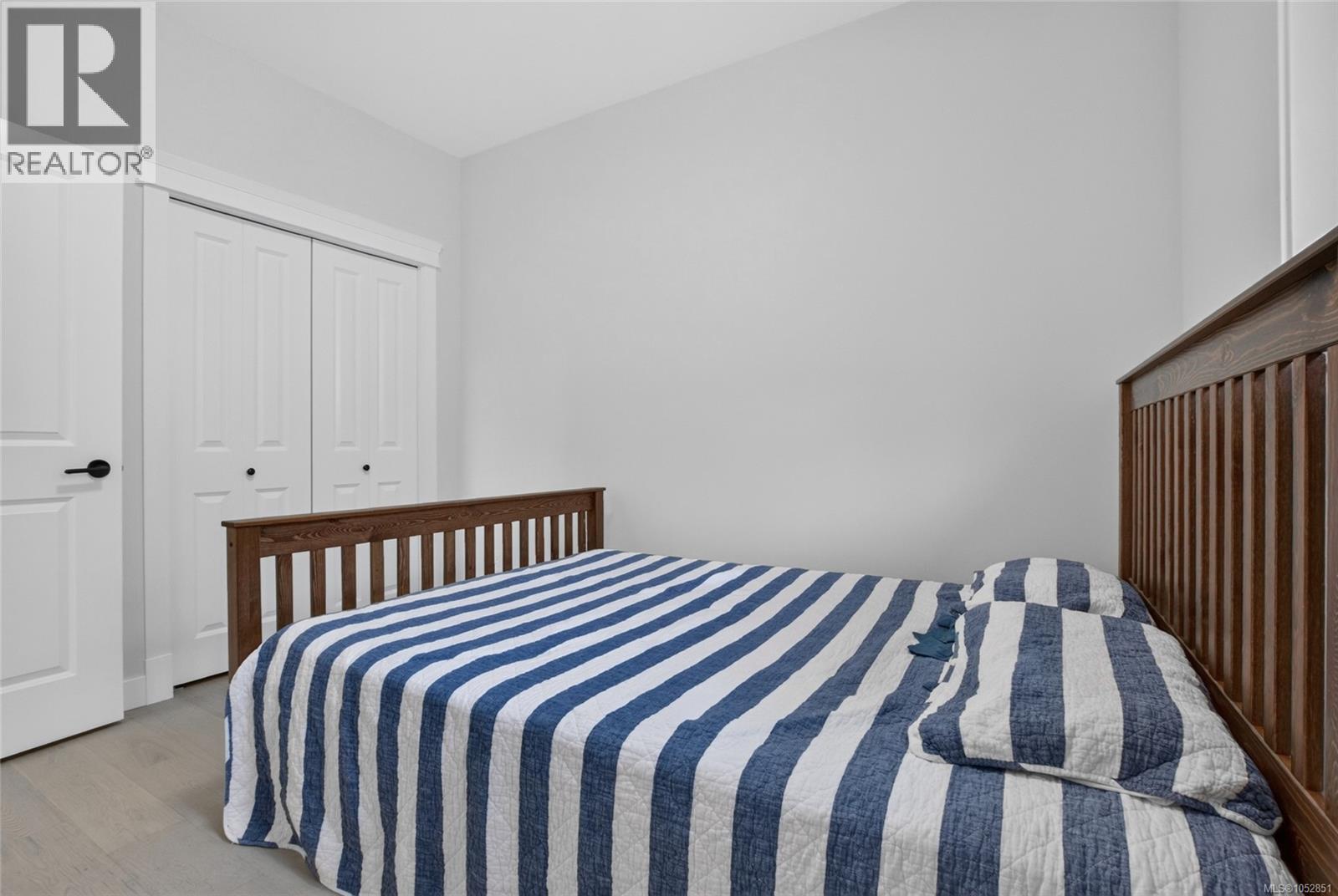 37 3205 Gibbins Rd Property Photo 20