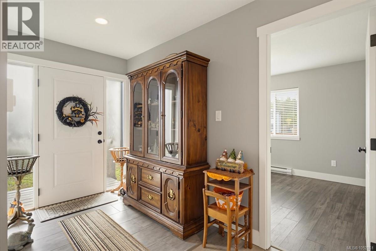 100 Carlo Pl Property Photo 10