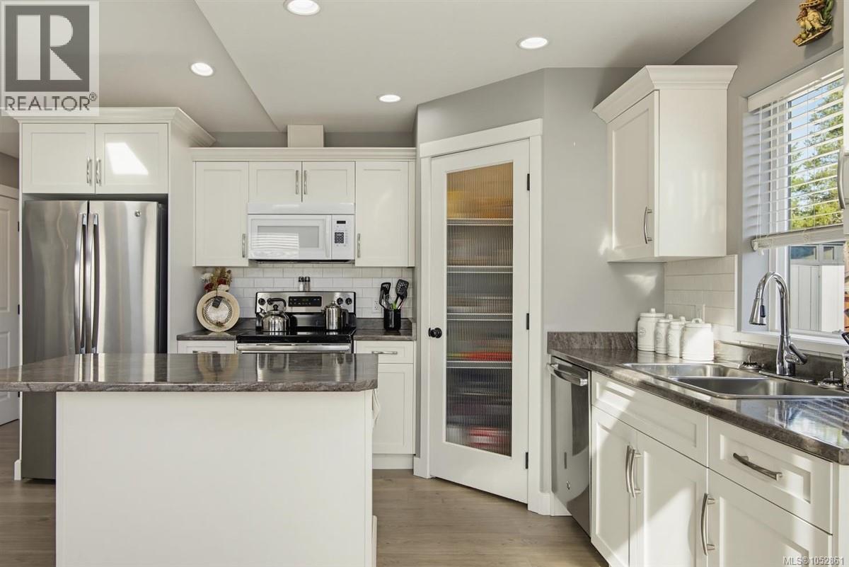 100 Carlo Pl Property Photo 17