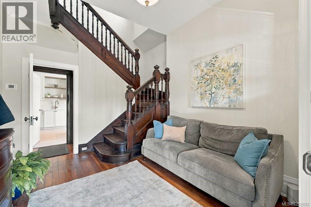 40 Government St Property Photo 5