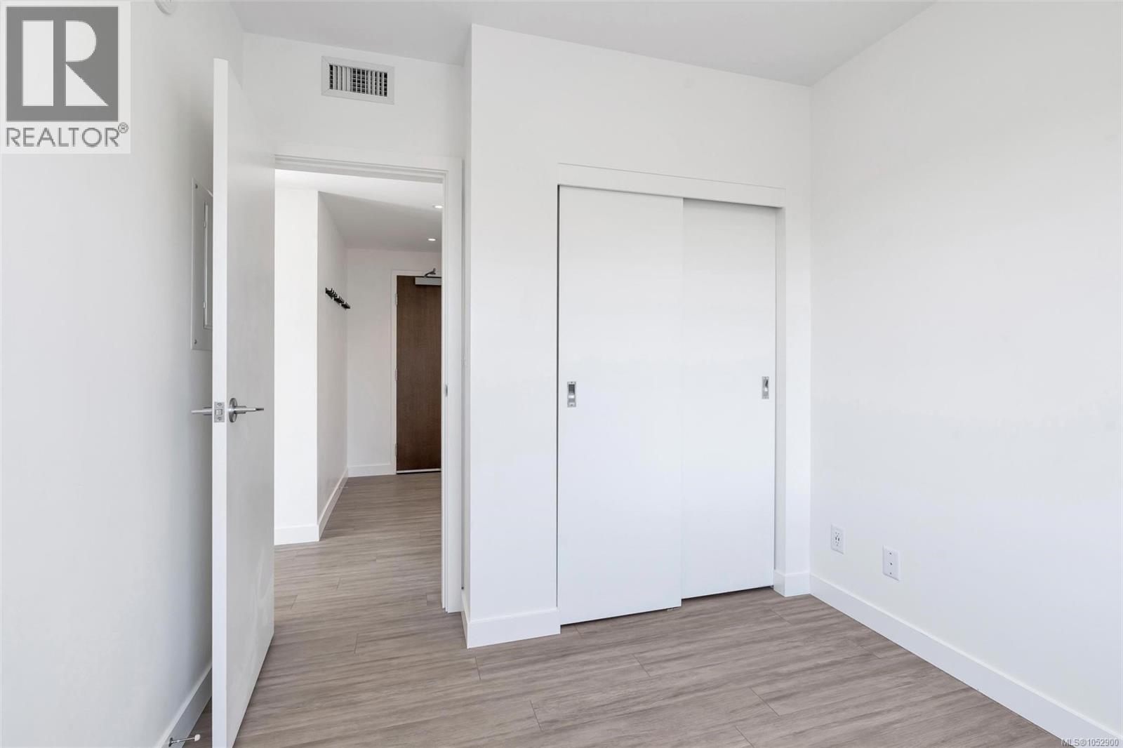 1207 848 Yates St Property Photo 14