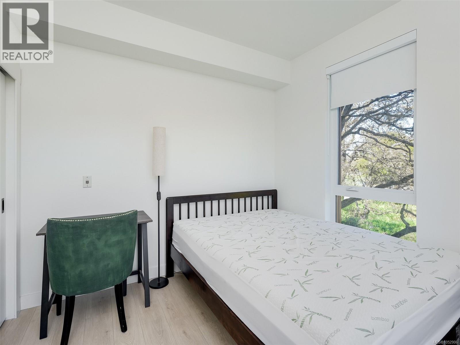 308 1301 Hillside Ave Property Photo 16