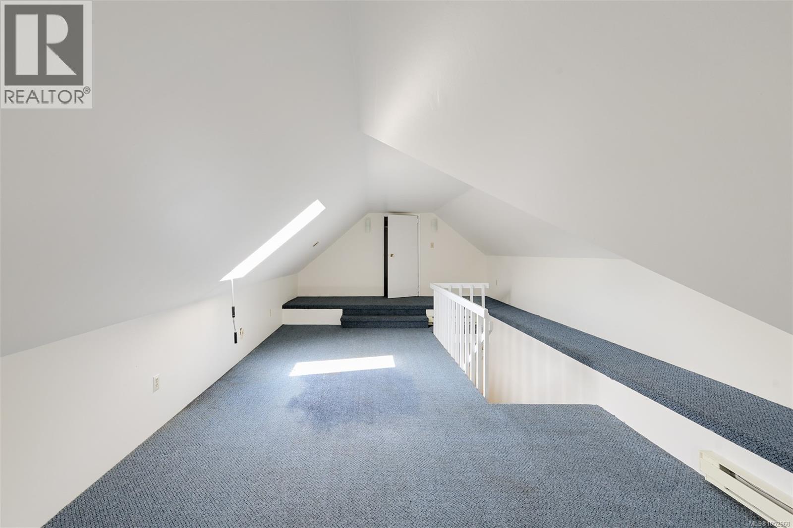 1620 Camosun St Property Photo 20