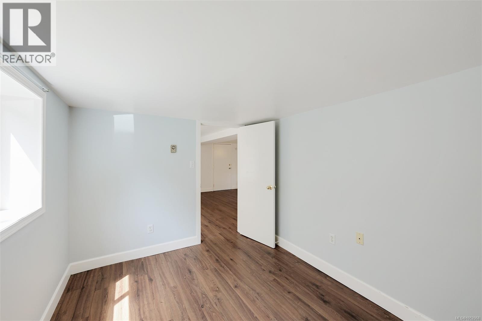 1620 Camosun St Property Photo 29