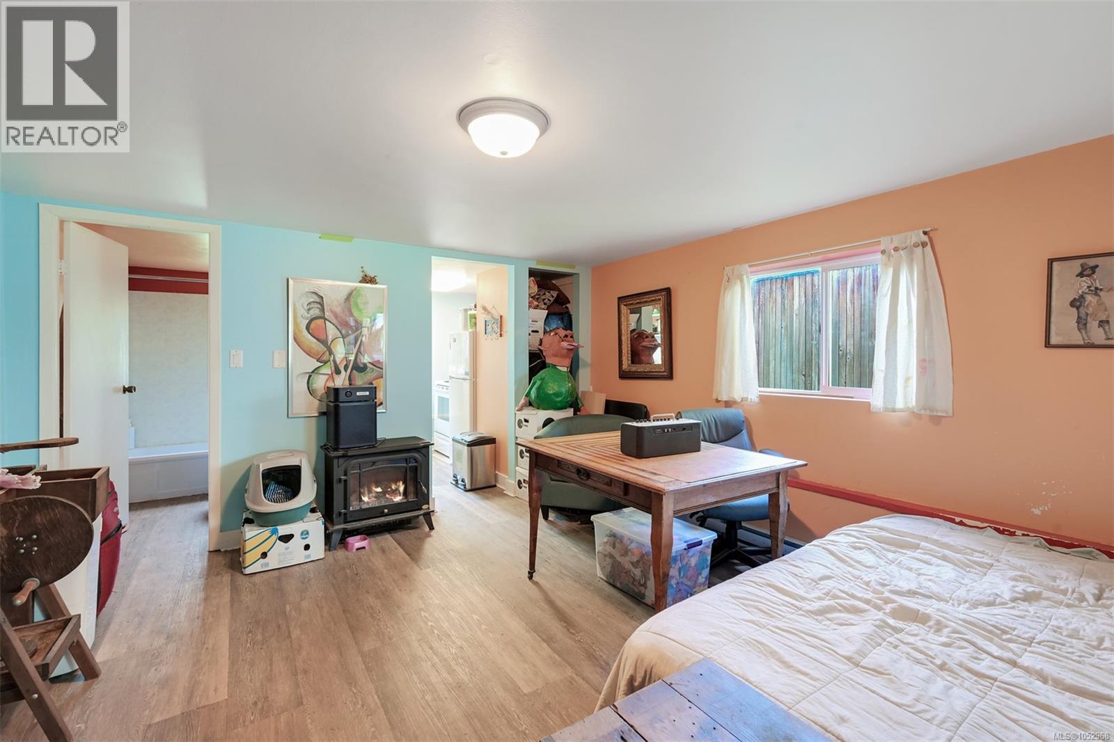 1620 Camosun St Property Photo 44