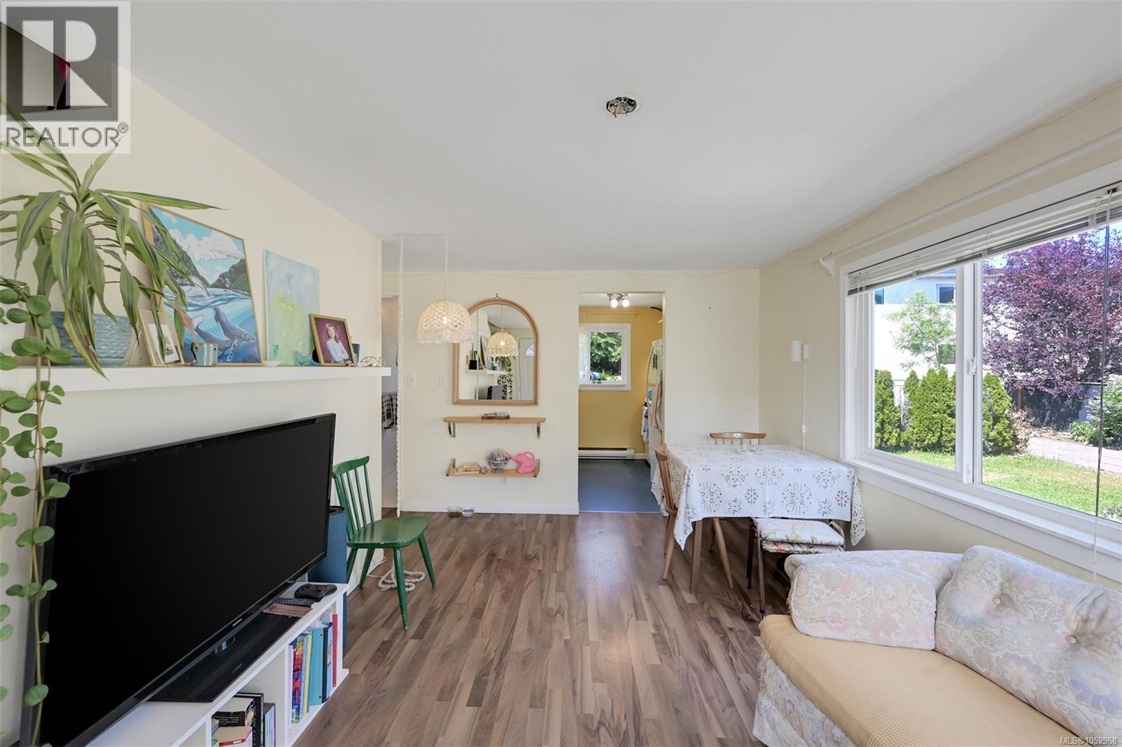 1620 Camosun St Property Photo 63