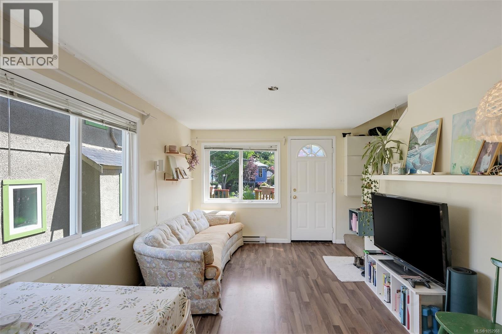 1620 Camosun St Property Photo 65