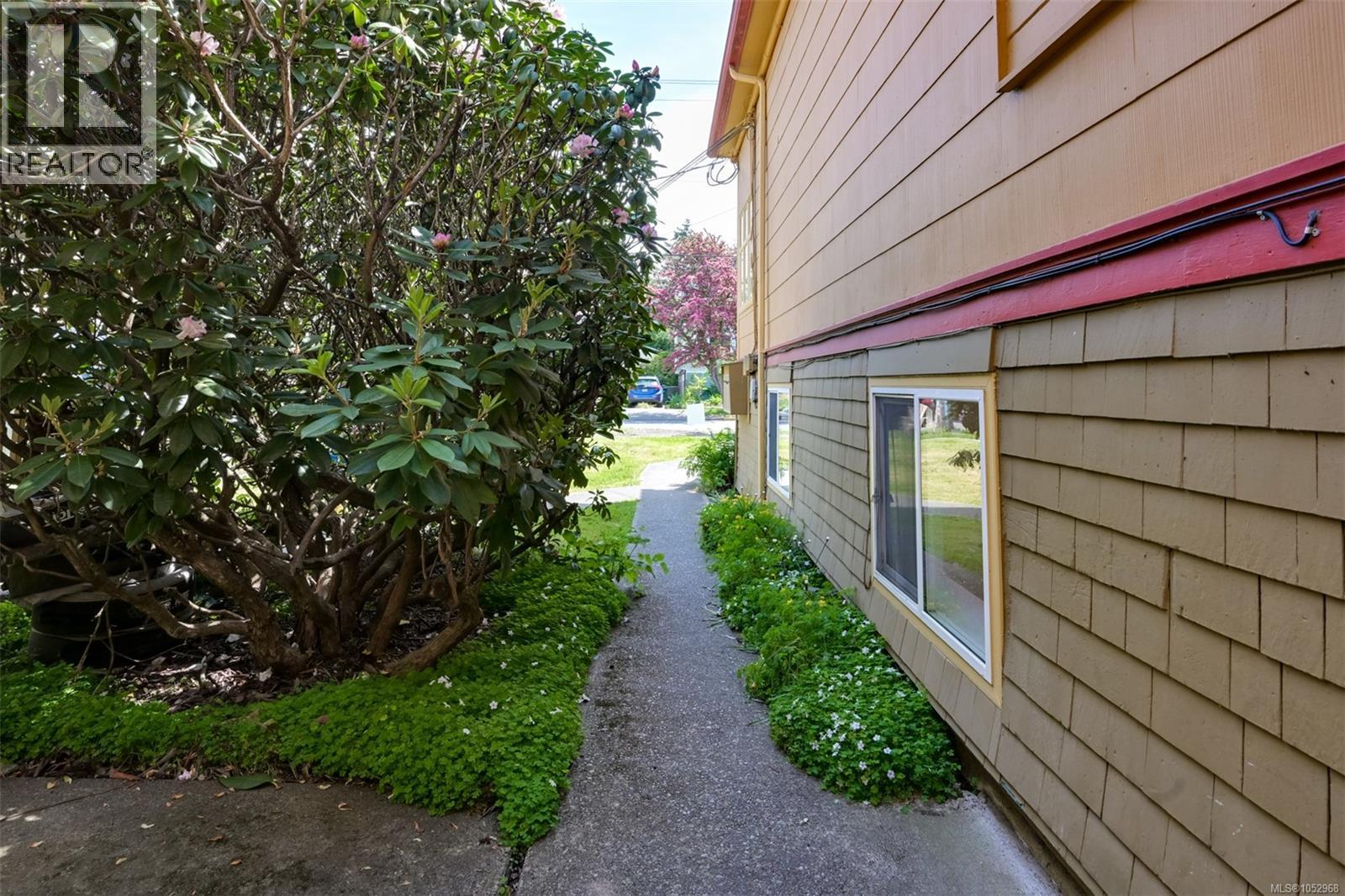 1620 Camosun St Property Photo 77