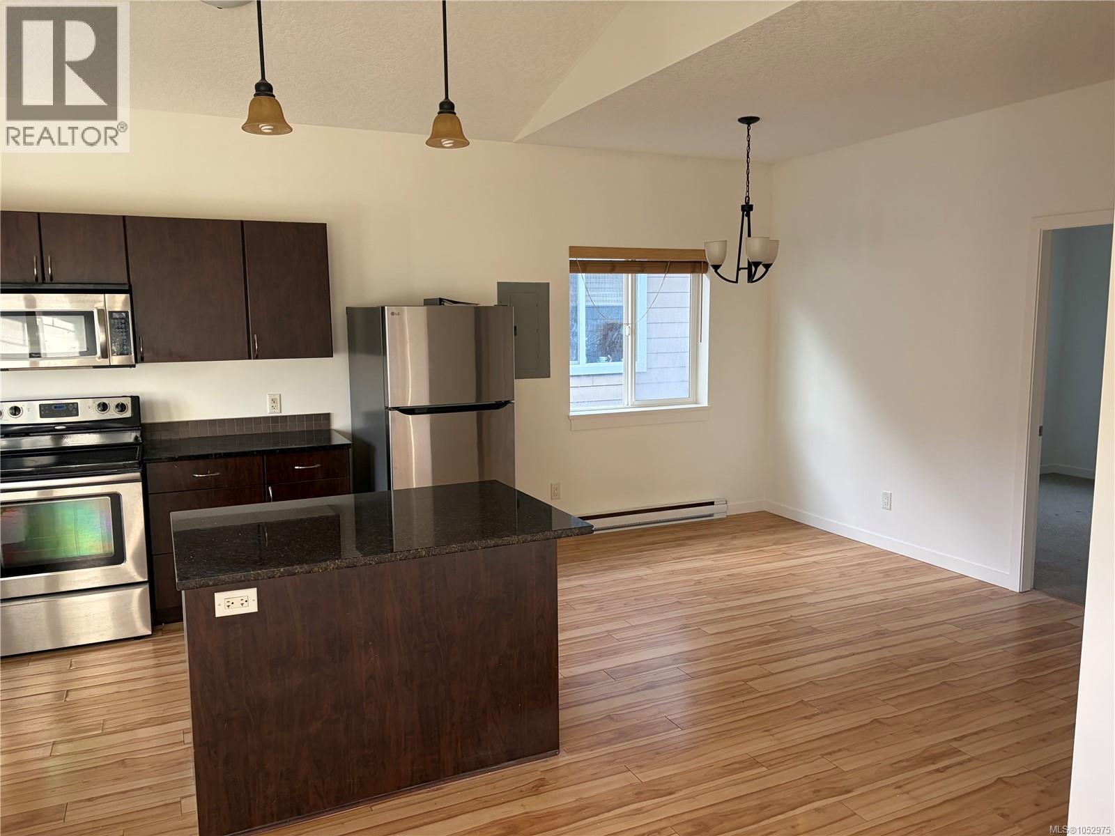 2918 Golden Spike Pl Property Photo 4