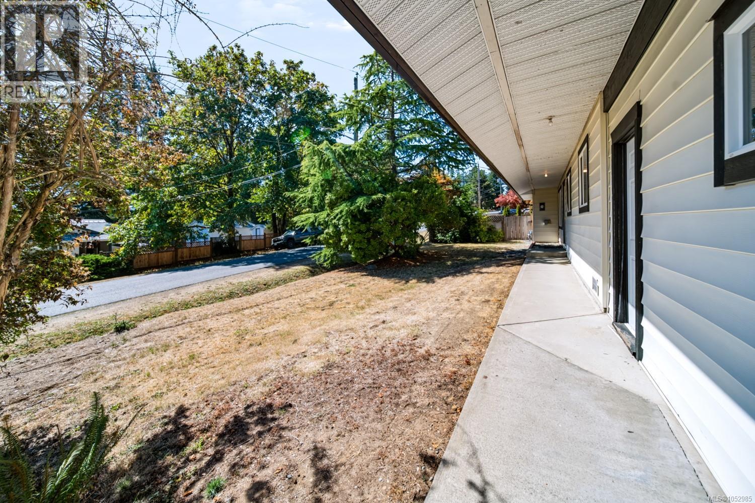 3161 Singleton Rd Property Photo 28