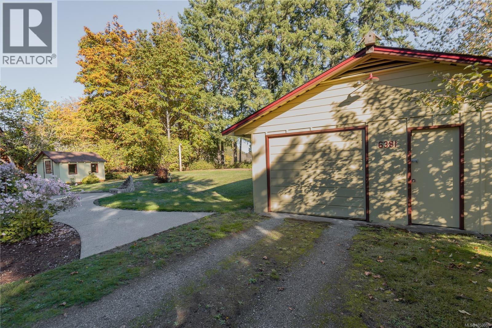 6381 Somenos Rd Property Photo 11