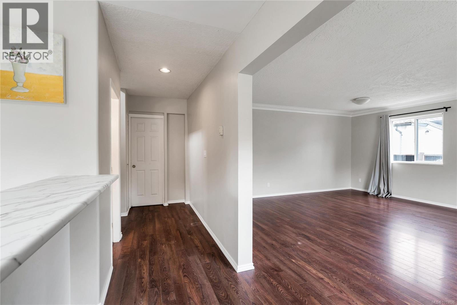 2837 Scott St Property Photo 26