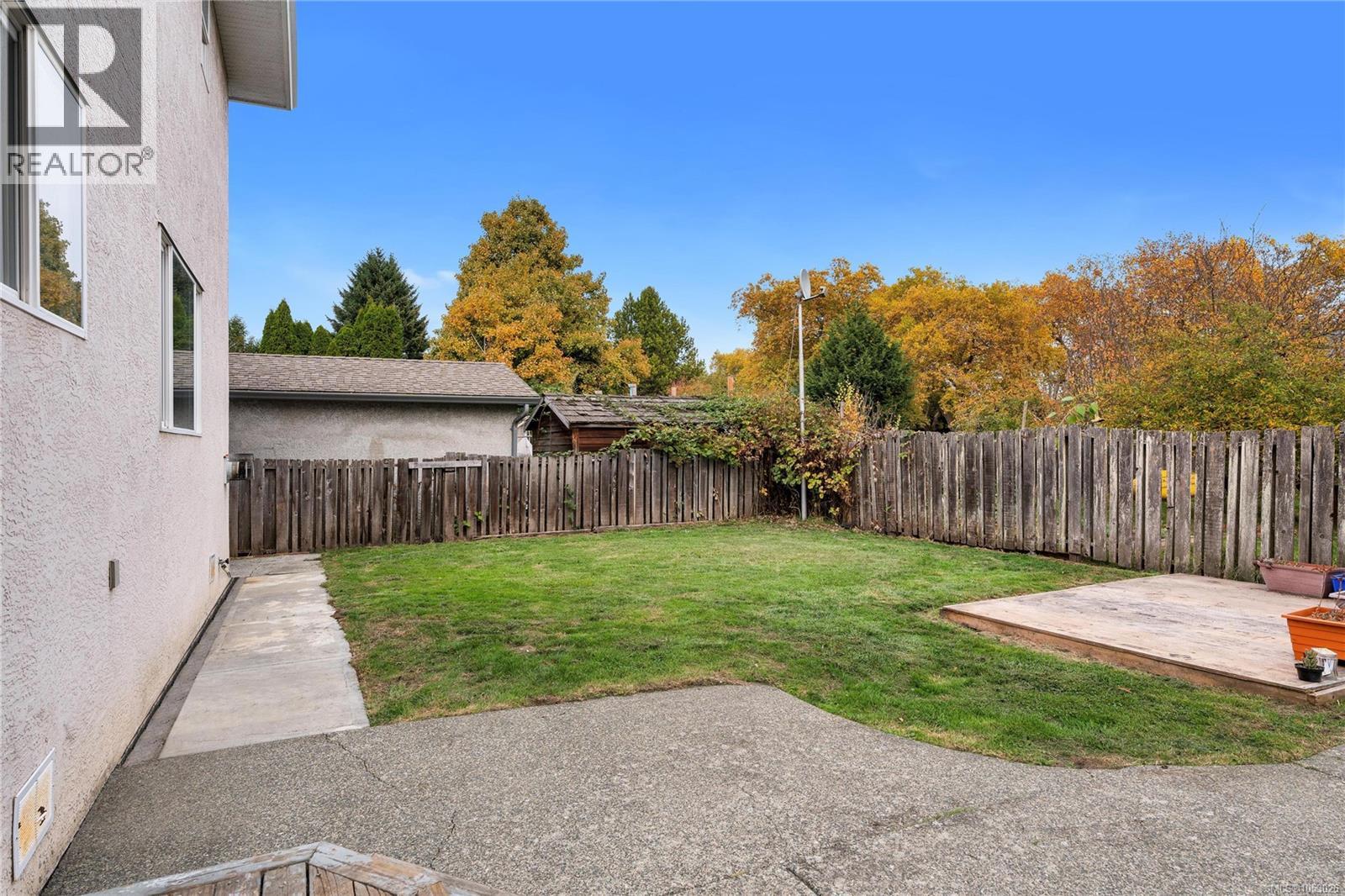 2837 Scott St Property Photo 40
