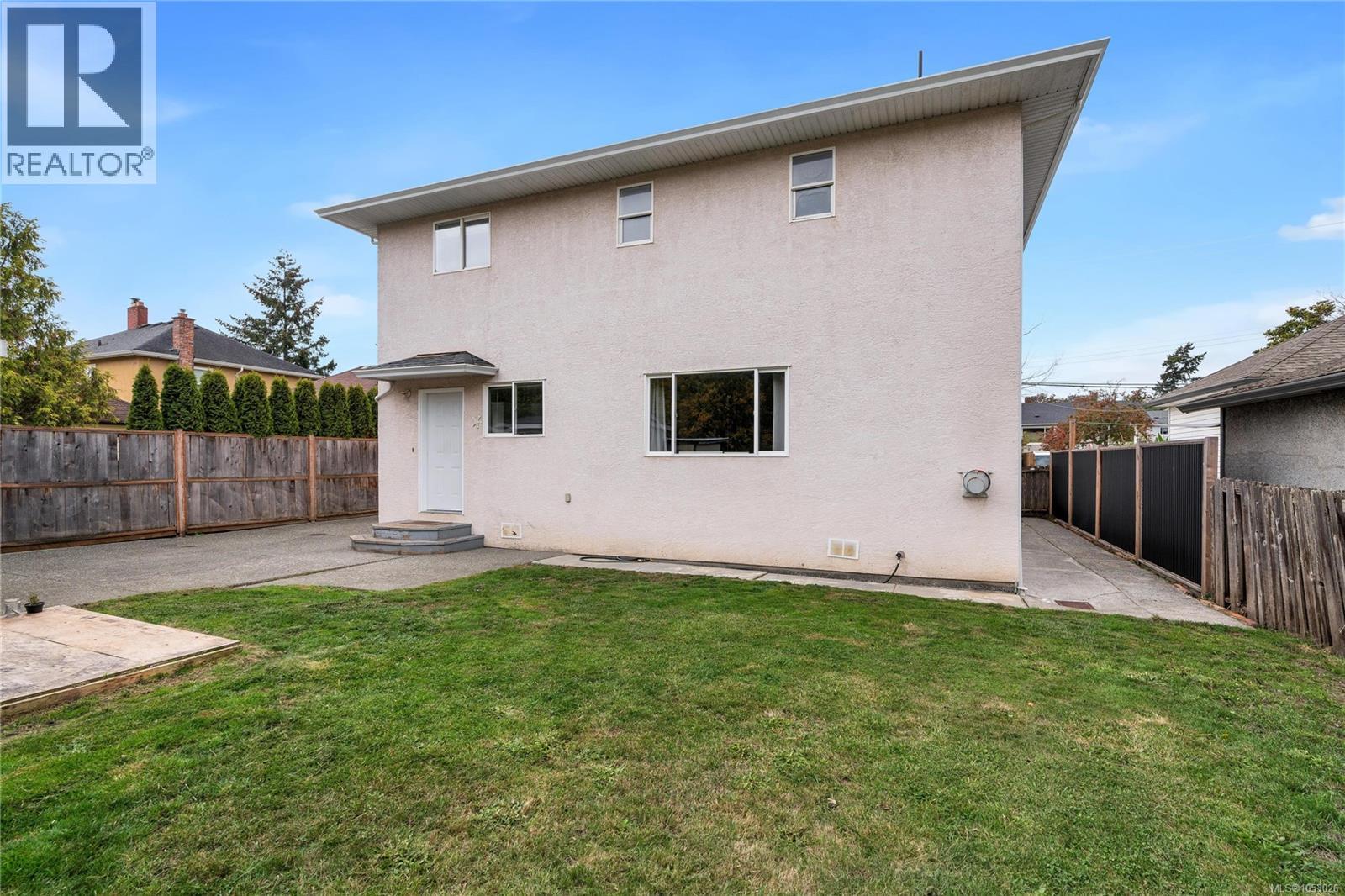 2837 Scott St Property Photo 41
