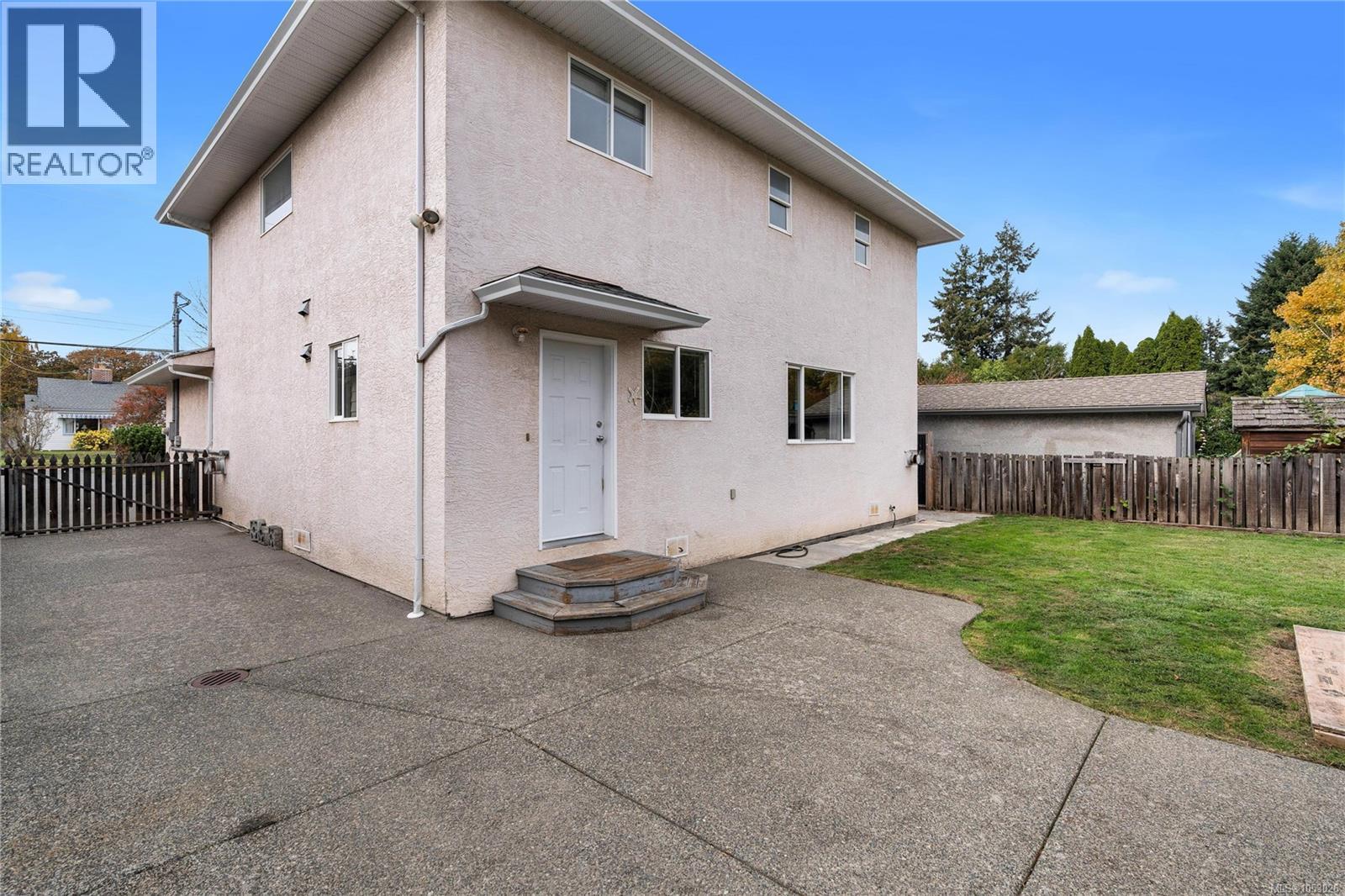 2837 Scott St Property Photo 42