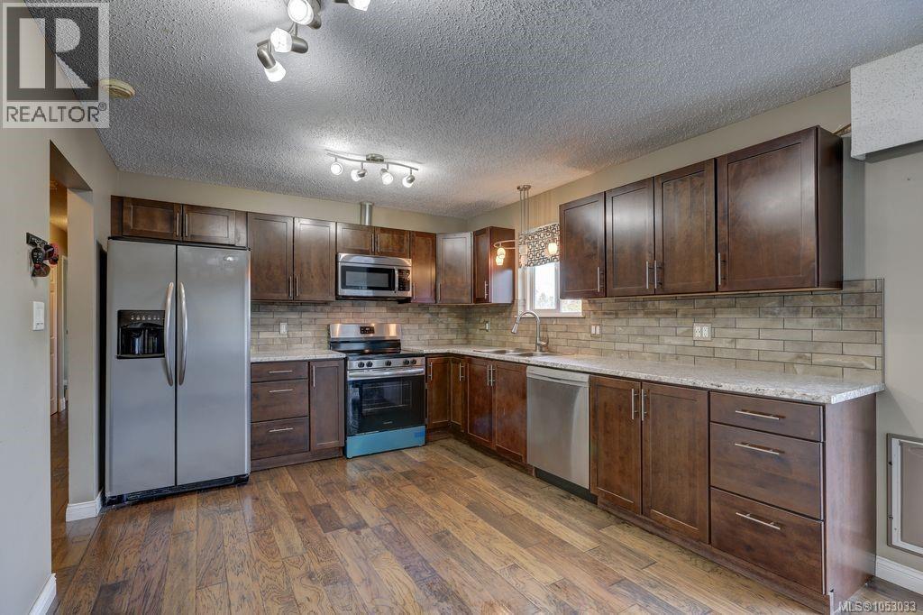 282 Harwell Rd Property Photo 4