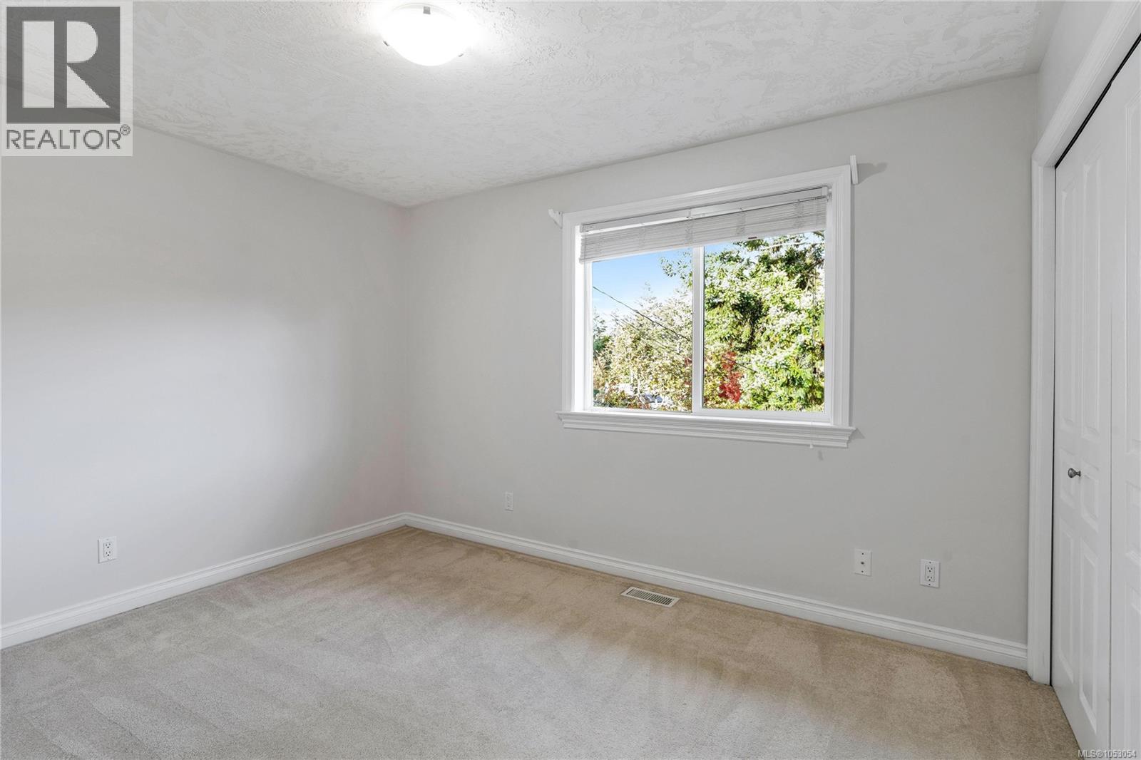 2426 Selwyn Rd Property Photo 24
