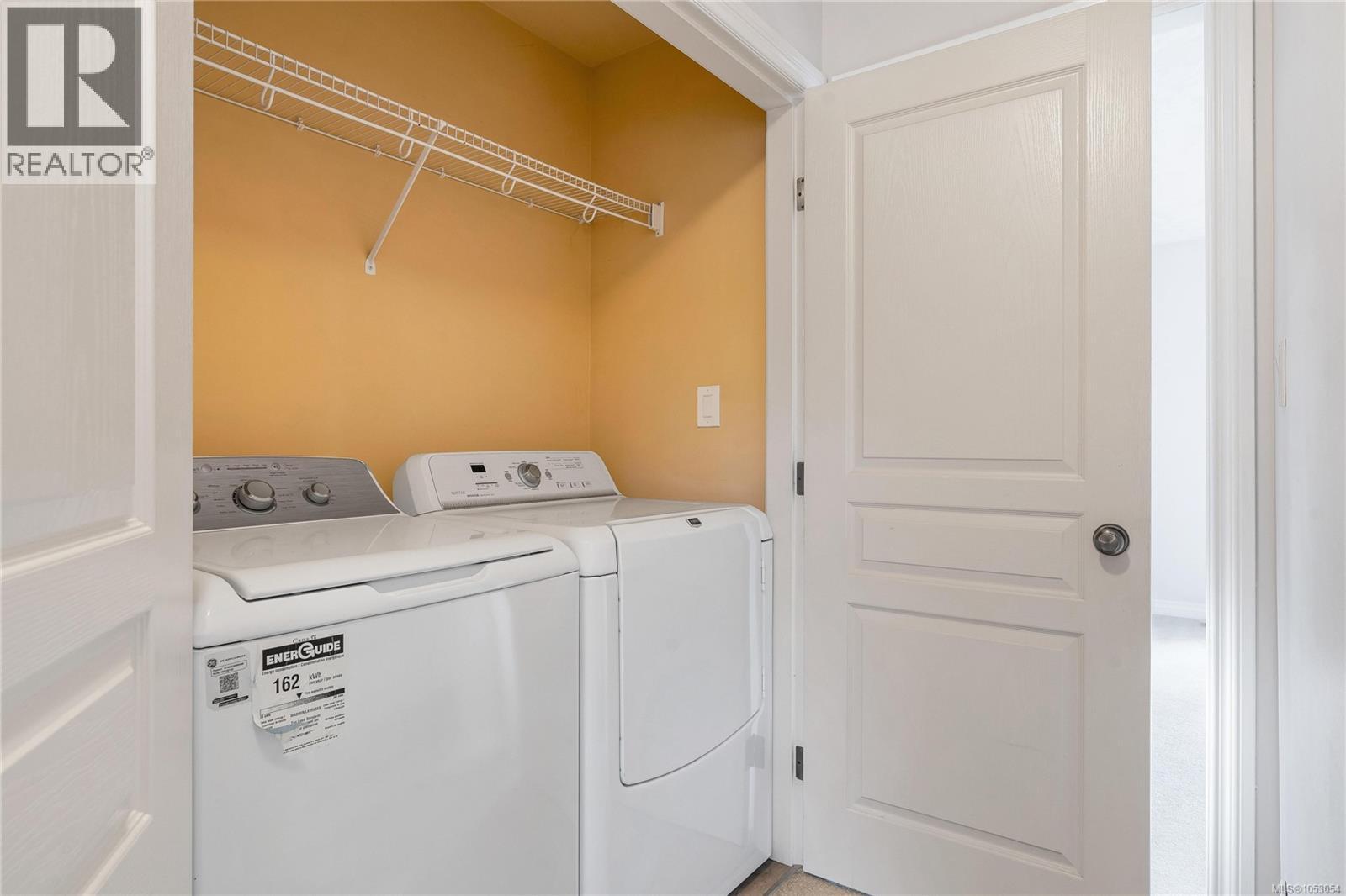 2426 Selwyn Rd Property Photo 26