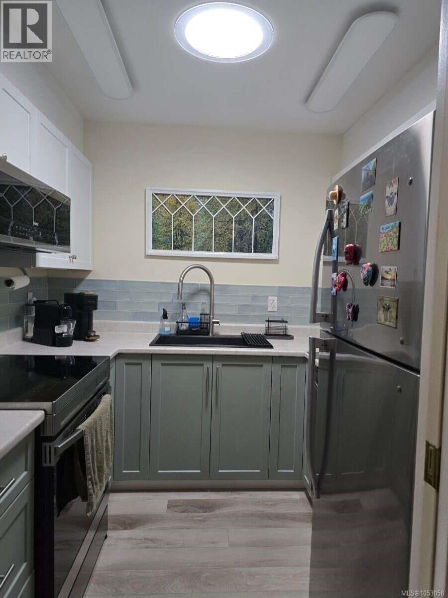 31 120 Finholm St N Property Photo 3