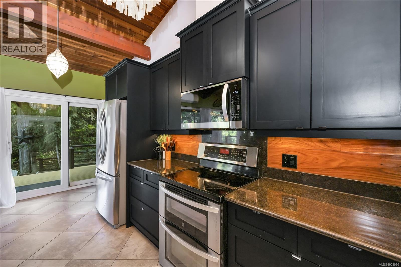 6156 Genoa Bay Rd Property Photo 15