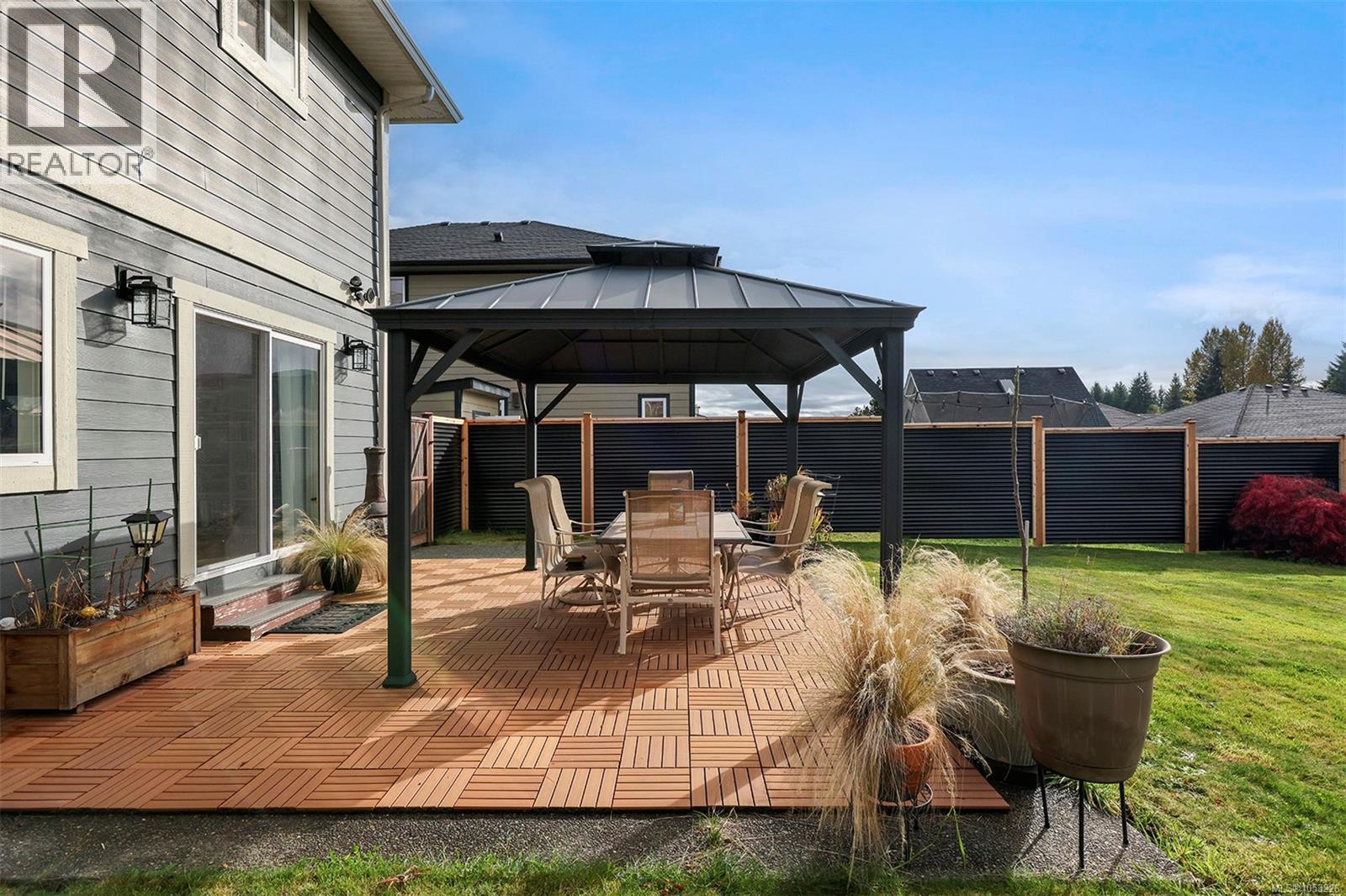749 Timberline Dr Property Photo 36