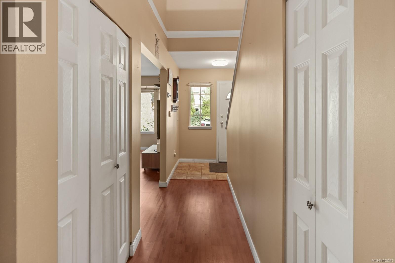 3 2338 Rosstown Rd Property Photo 4