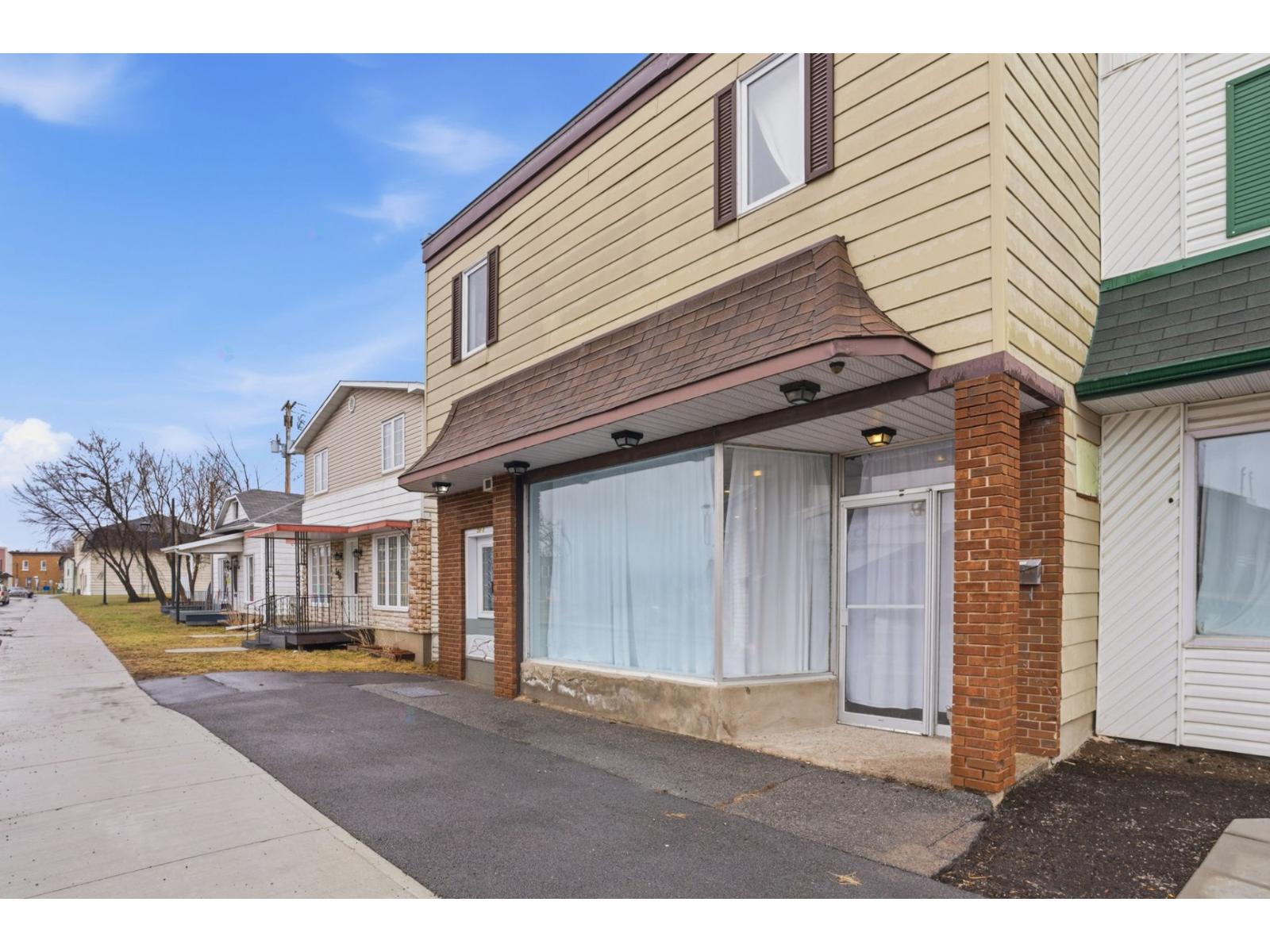 338z Rue St-andré Property Photo 37